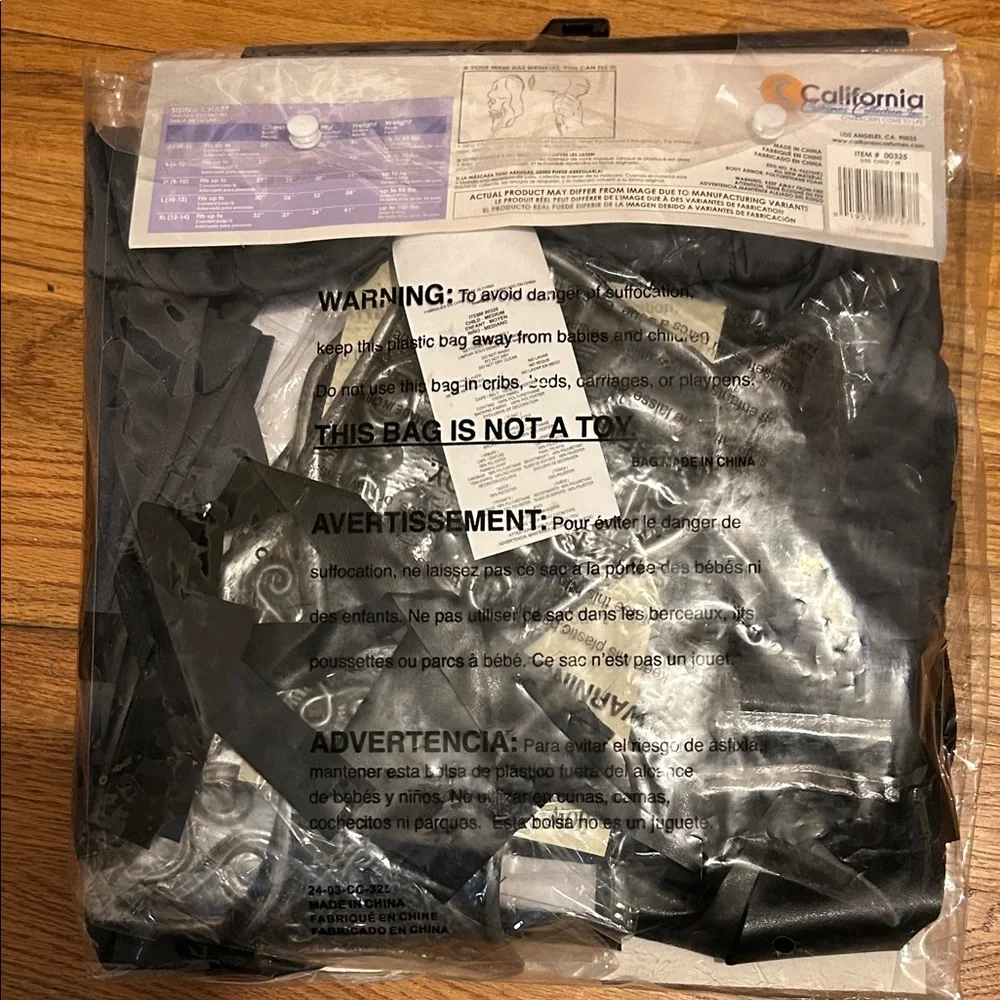 California Costumes Black and Silver Roman Gladiator Kids Costume - Picture 3 of 4